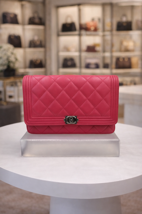 CHANEL Boy Wallet on Chain Pink Quilted Lambskin