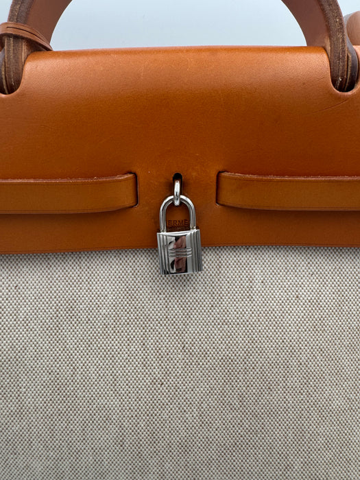 Hermès Herbag 39 Toile & Leather Shoulder Handbag – Beige / Brown