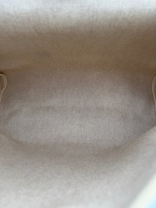 Hermès Herbag 39 Toile & Leather Shoulder Handbag – Beige / Brown