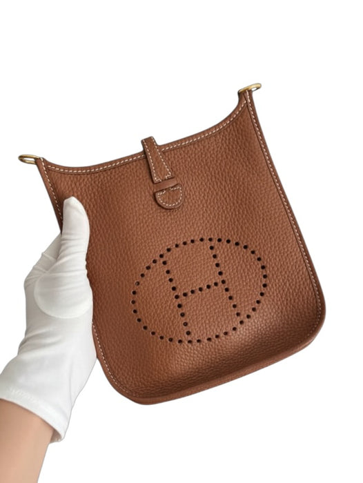Hermès Evelyne TPM Gold Clemence Gold Hardware – Stamp Z 2021