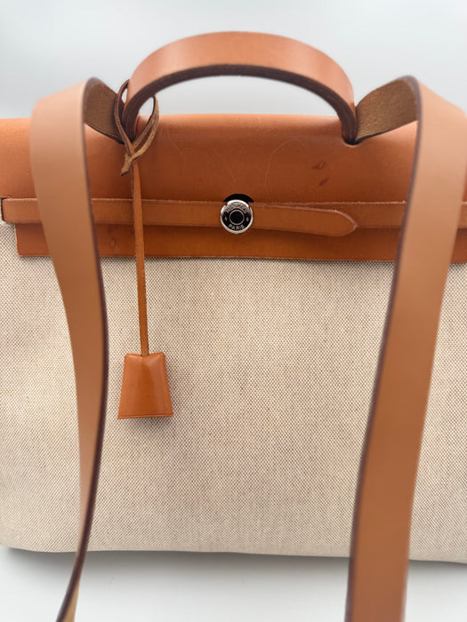 Hermès Herbag 39 Toile & Leather Shoulder Handbag – Beige / Brown