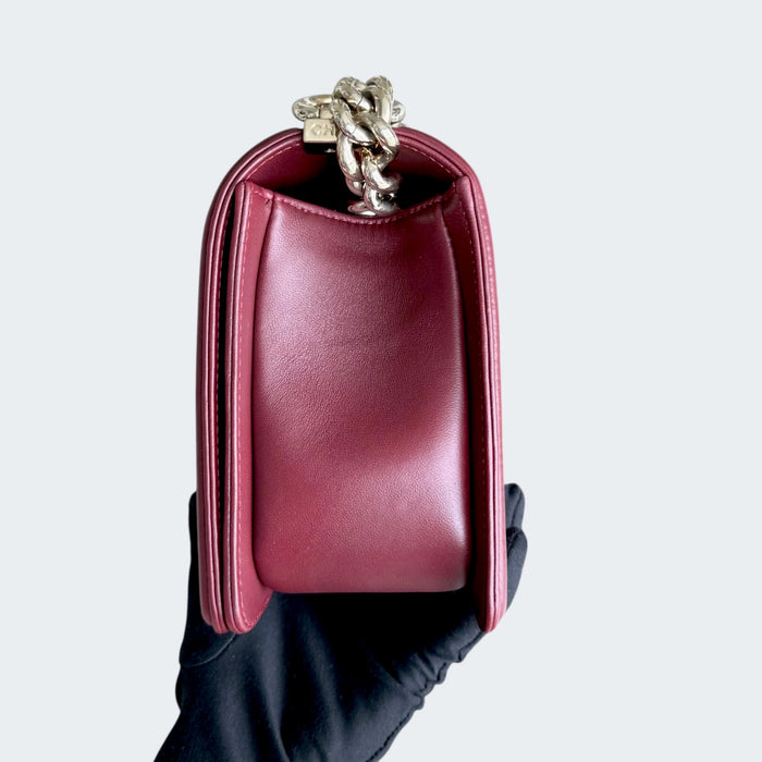 Chanel Boy medium quilted lambskin GHW-  Burgundy