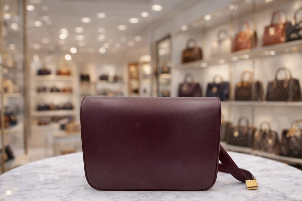 CÉLINE Medium Classic Box leather burgundy Crossbody Bag