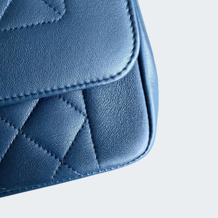 Chanel Chic Me medium quilted lambskin GHW- Navy blue