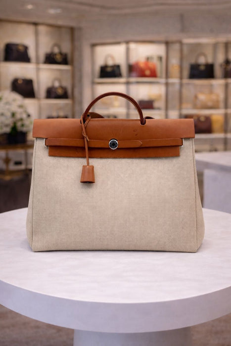 Hermès Herbag 39 Toile & Leather Shoulder Handbag – Beige / Brown
