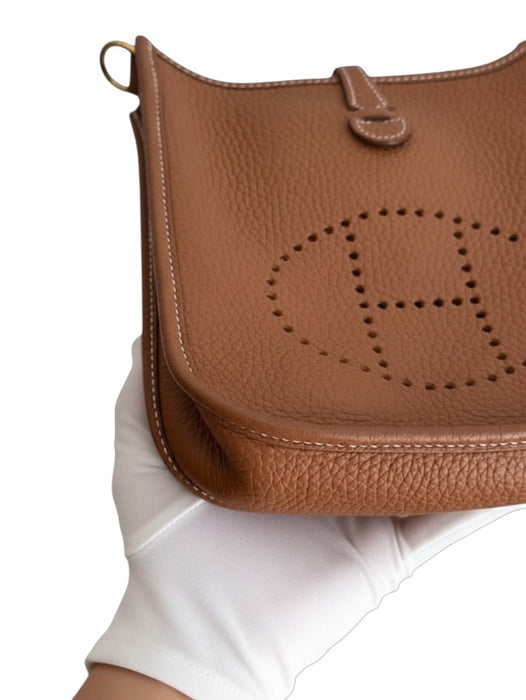 Hermès Evelyne TPM Gold Clemence Gold Hardware – Stamp Z 2021