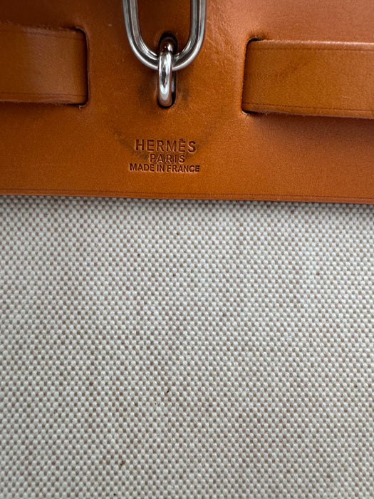 Hermès Herbag 39 Toile & Leather Shoulder Handbag – Beige / Brown