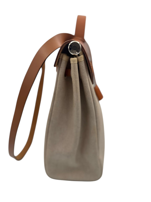 Hermès Herbag 39 Toile & Leather Shoulder Handbag – Beige / Brown