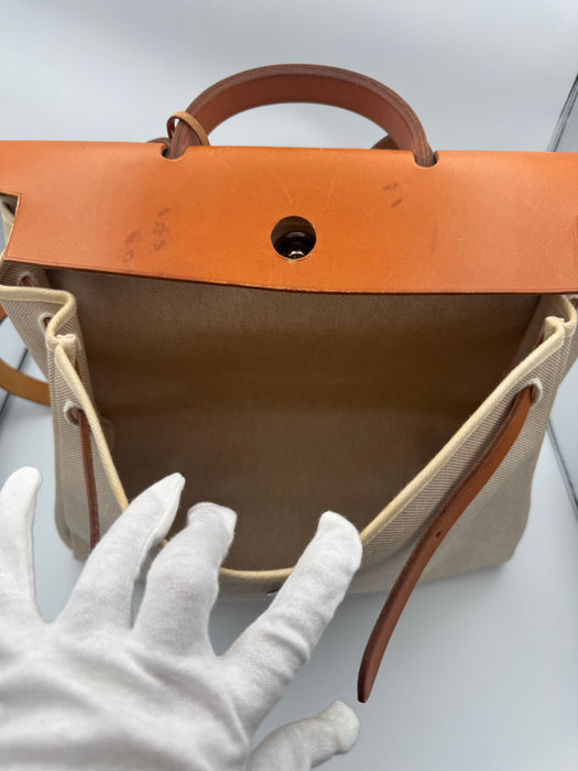 Hermès Herbag 39 Toile & Leather Shoulder Handbag – Beige / Brown