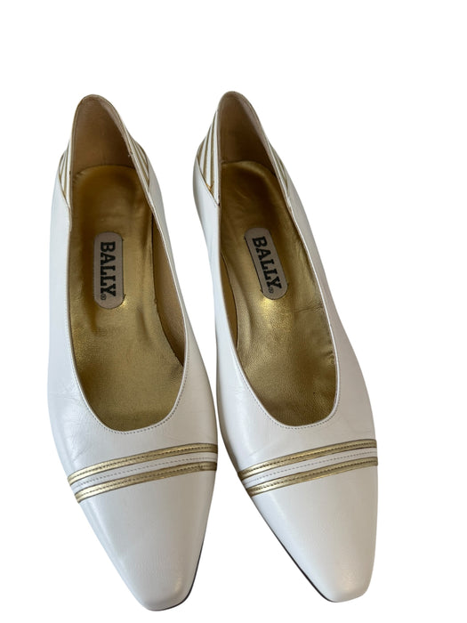 Bally leather classic heels with gold trim- White EU 38