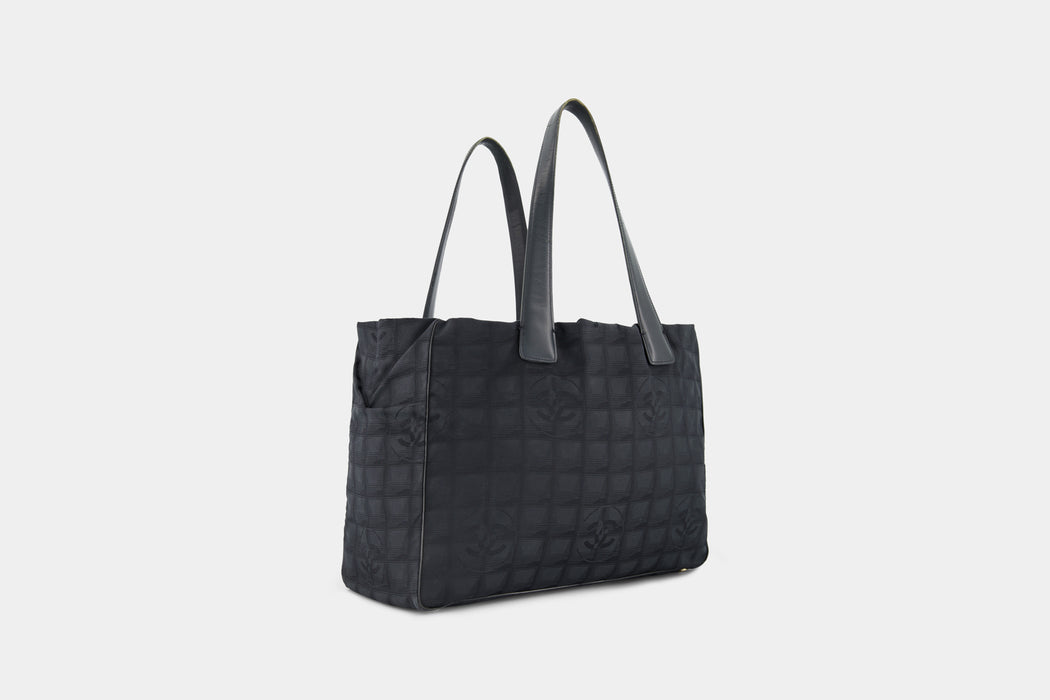Chanel Travel line tote bag - black
