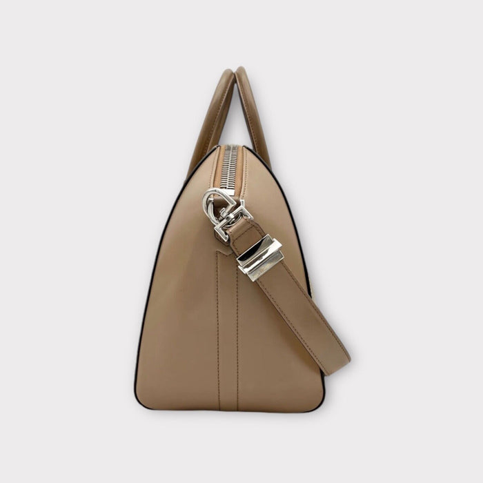 Givenchy Antigona Smooth Calfskin Medium Leather Bag - Beige