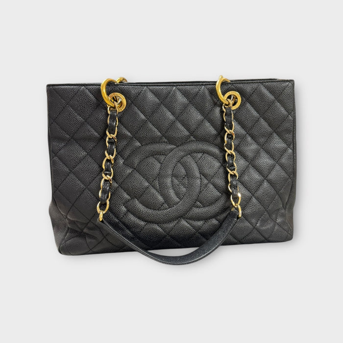 Chanel GST caviar shoulder bag- Black