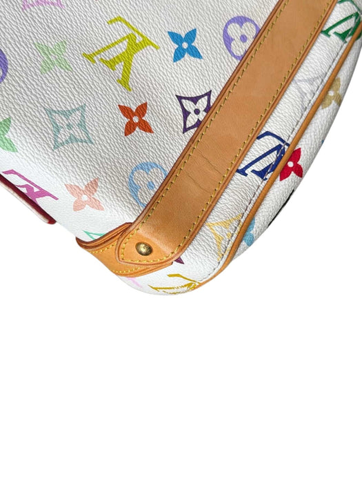 LOUIS VUITTON
White Monogram Multicolore Canvas Priscilla Bag