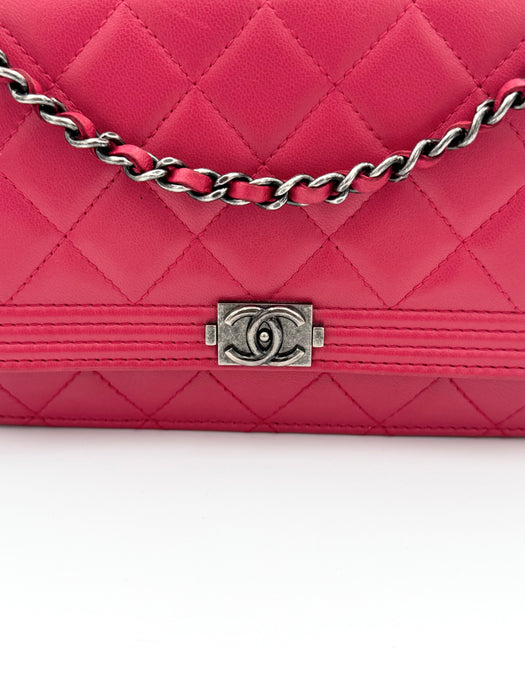 CHANEL Boy Wallet on Chain Pink Quilted Lambskin