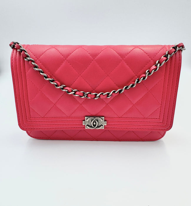CHANEL Boy Wallet on Chain Pink Quilted Lambskin