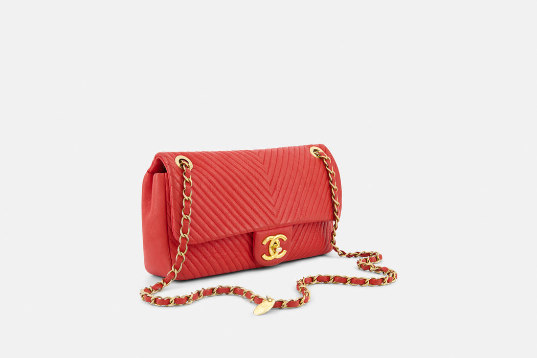 Chanel Herringbone medallion charm flap shoulder bag- red