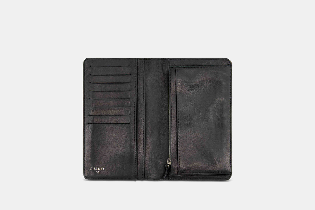 Chanel Lucky symbols yen bifold patent leather wallet- Black
