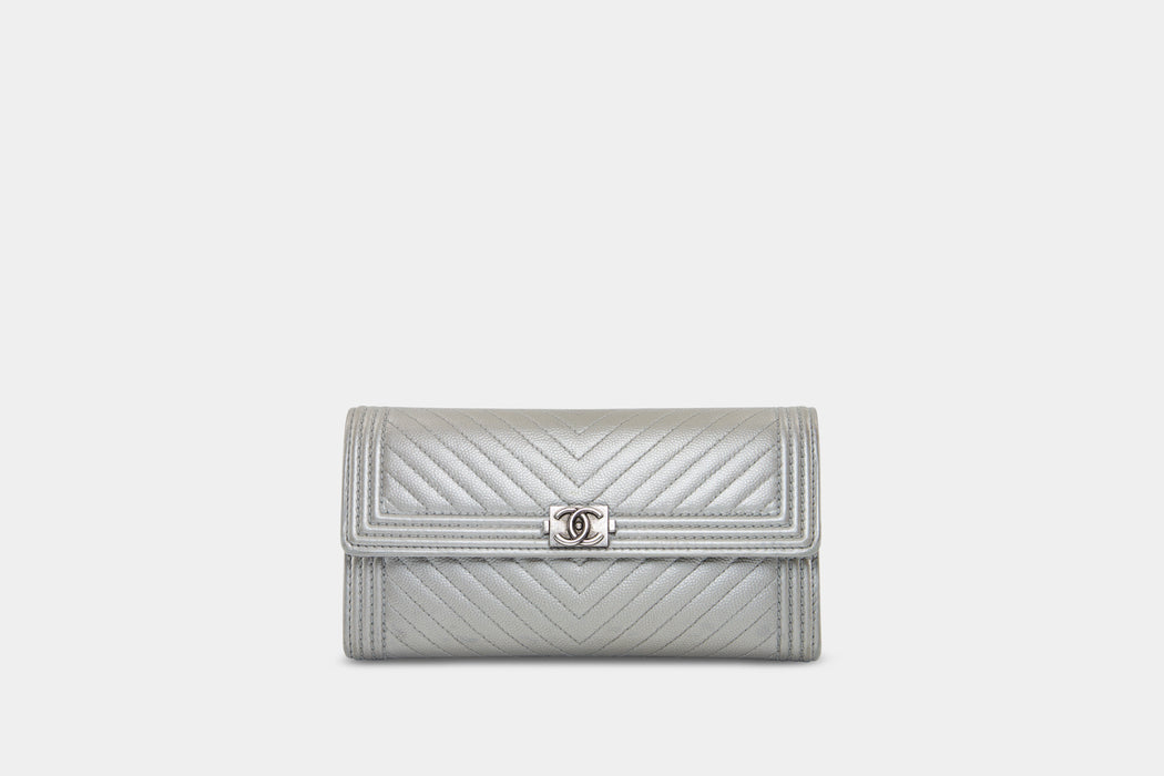 Chanel Chevron long flap Ruthenium wallet- Silver