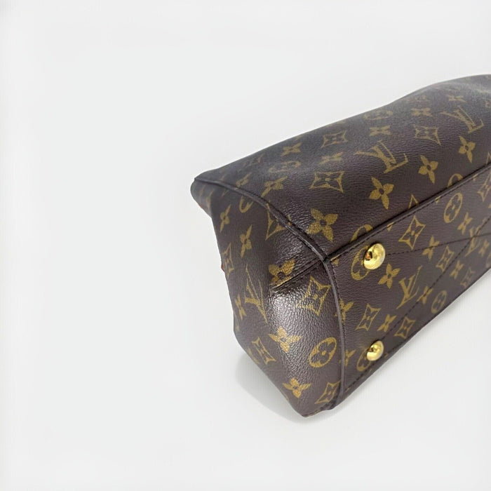 Louis Vuitton Montaigne MM Monogram Shoulder Bag