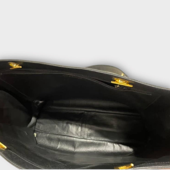 Chanel CC timeless vintage caviar tote black bag