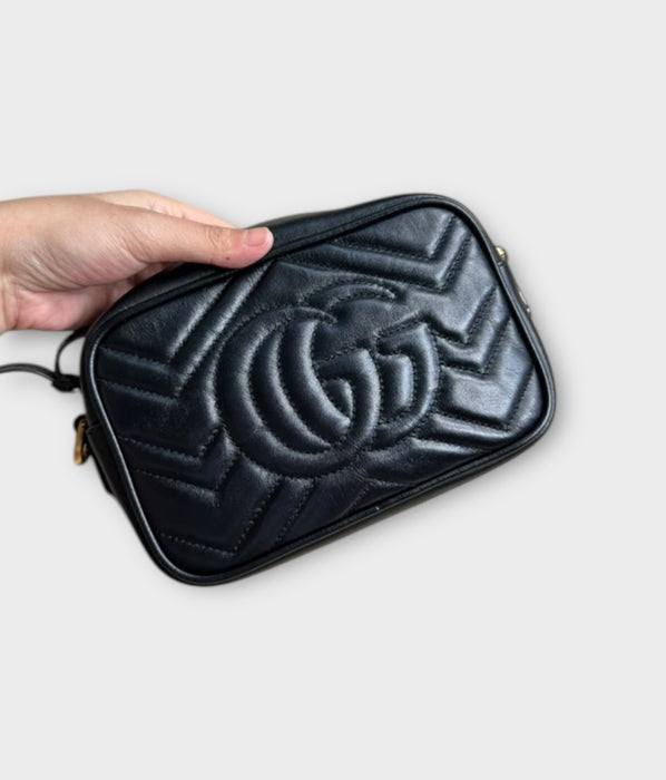 Gucci Marmont crossbody bag small- Black
