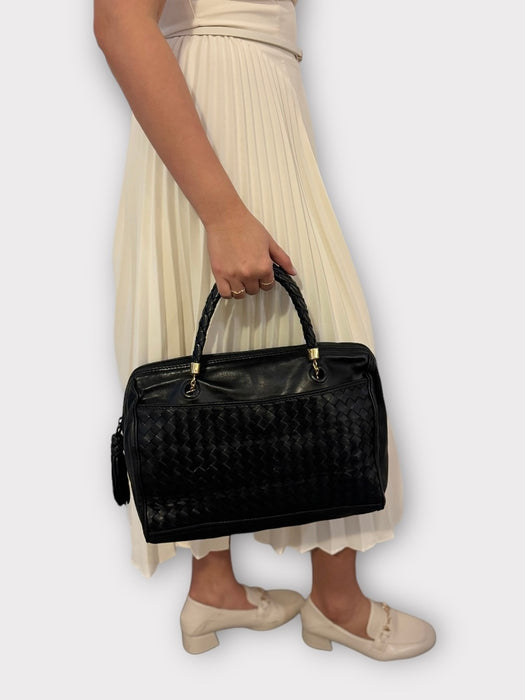 Bottega Veneta Medium Duffle Handle Bag - Black