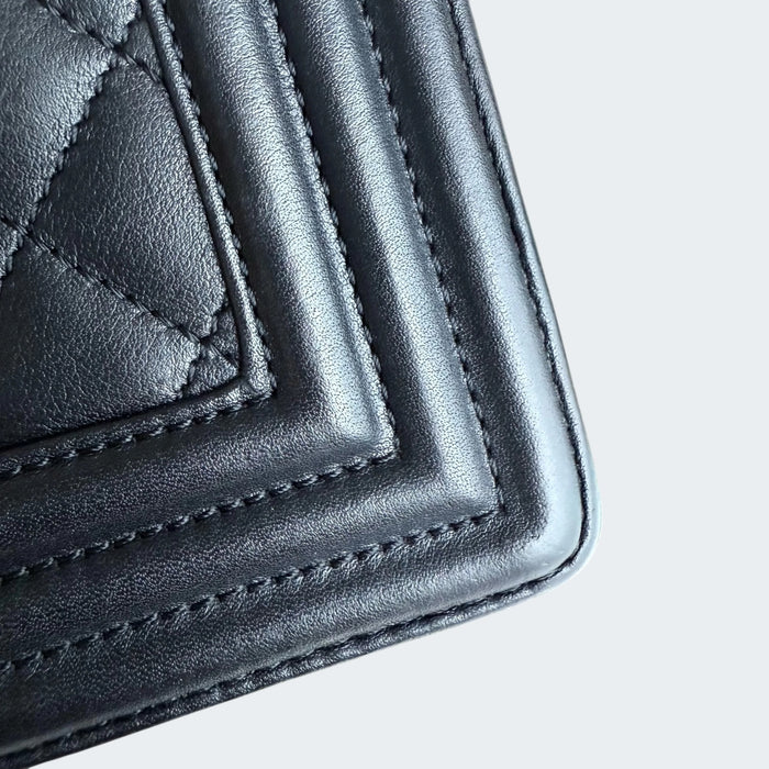 Chanel boy new medium quilted calfskin GHW- Black