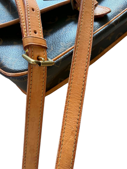 Louis Vuitton Sologne Monogram Crossbody | Luxe Indulgence