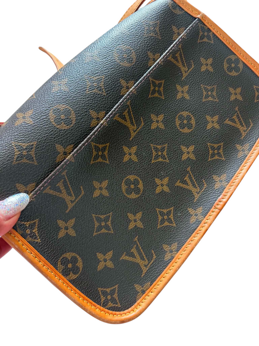 Louis Vuitton Sologne Monogram Crossbody | Luxe Indulgence