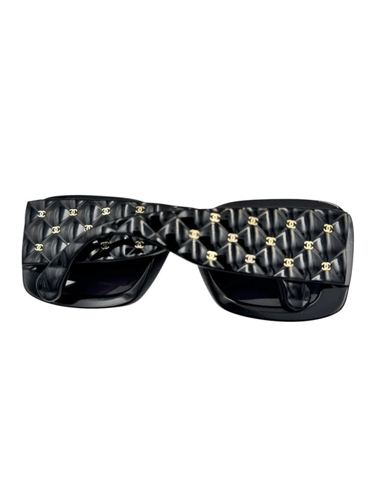 Chanel 5483 Black Polarised Sunglasses | Luxe Indulgence