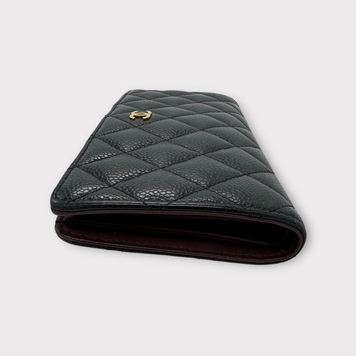 Chanel CC Caviar Leaather Bifold Wallet in Gold Hardware - Black