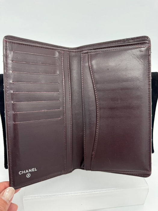 Chanel CC Caviar Leather Bifold Wallet in Silver Hardware