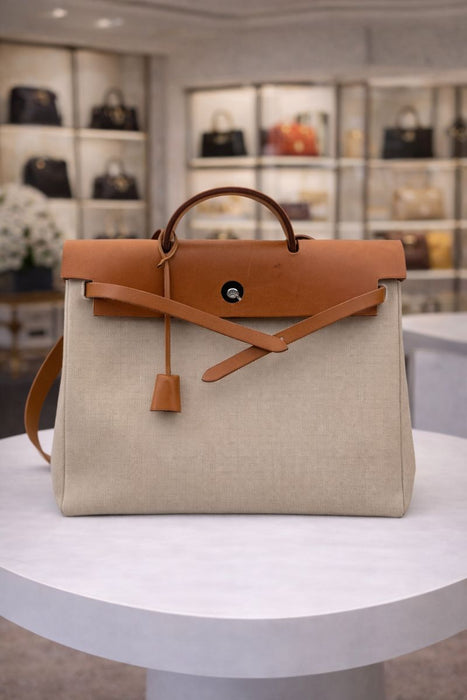 Hermès Herbag 39 Toile & Leather Shoulder Handbag – Beige / Brown