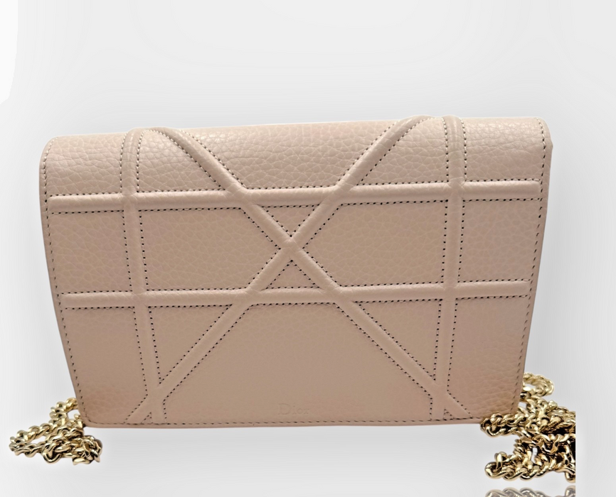 Christian Dior Diorama Wallet on Chain in pale pink