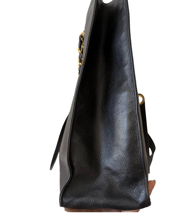 Chanel CC timeless vintage caviar tote black bag