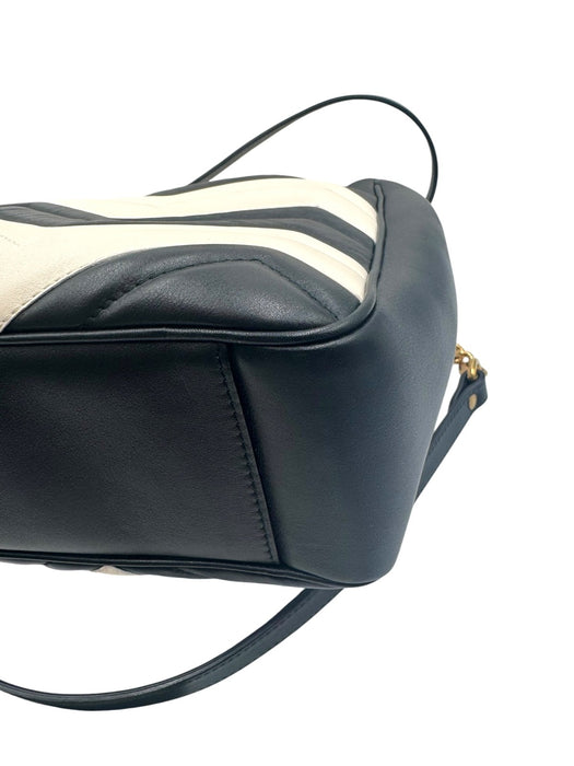 Gucci medium matellase GG Marmont black /white calfskin shoulder bag