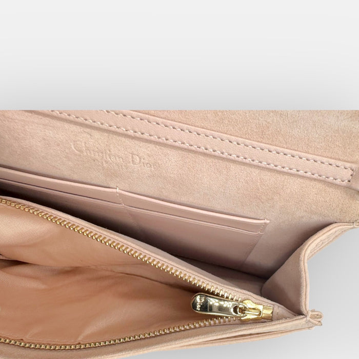 Christian Dior Diorama Wallet on Chain in pale pink