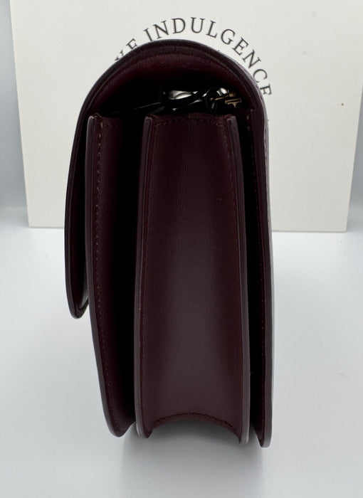 CÉLINE Medium Classic Box leather burgundy Crossbody Bag